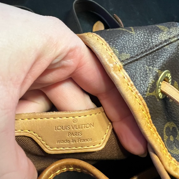 💯 Authentic Louis Vuitton Montsouris Backpack GM - Picture 7 of 10